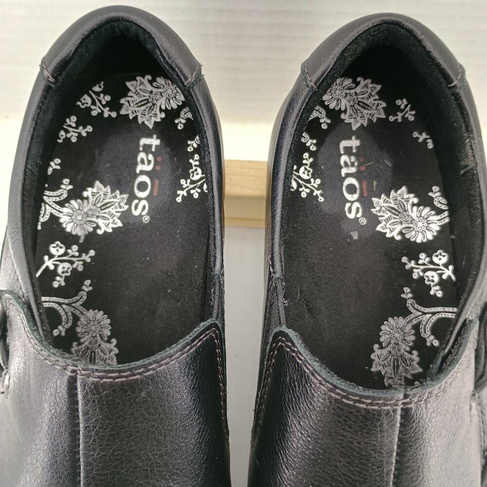 Taos Shoes Womens 7.5 Encore Casual Comfort Slip On Loafer Black Leather - Picture 2 of 9